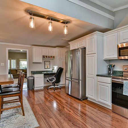 South Asheville Home With Hot Tub Just 11 Miles To Downtown Kültér fotó
