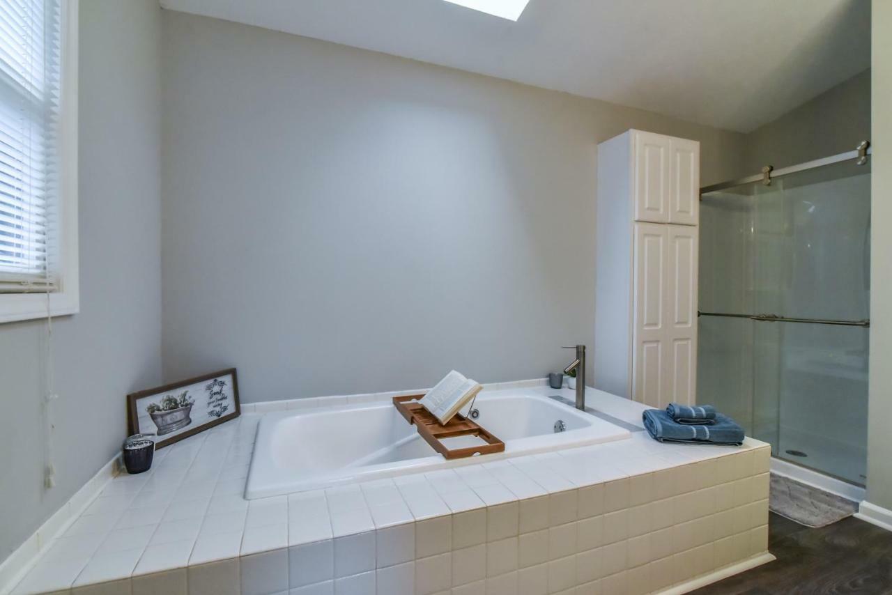 South Asheville Home With Hot Tub Just 11 Miles To Downtown Kültér fotó